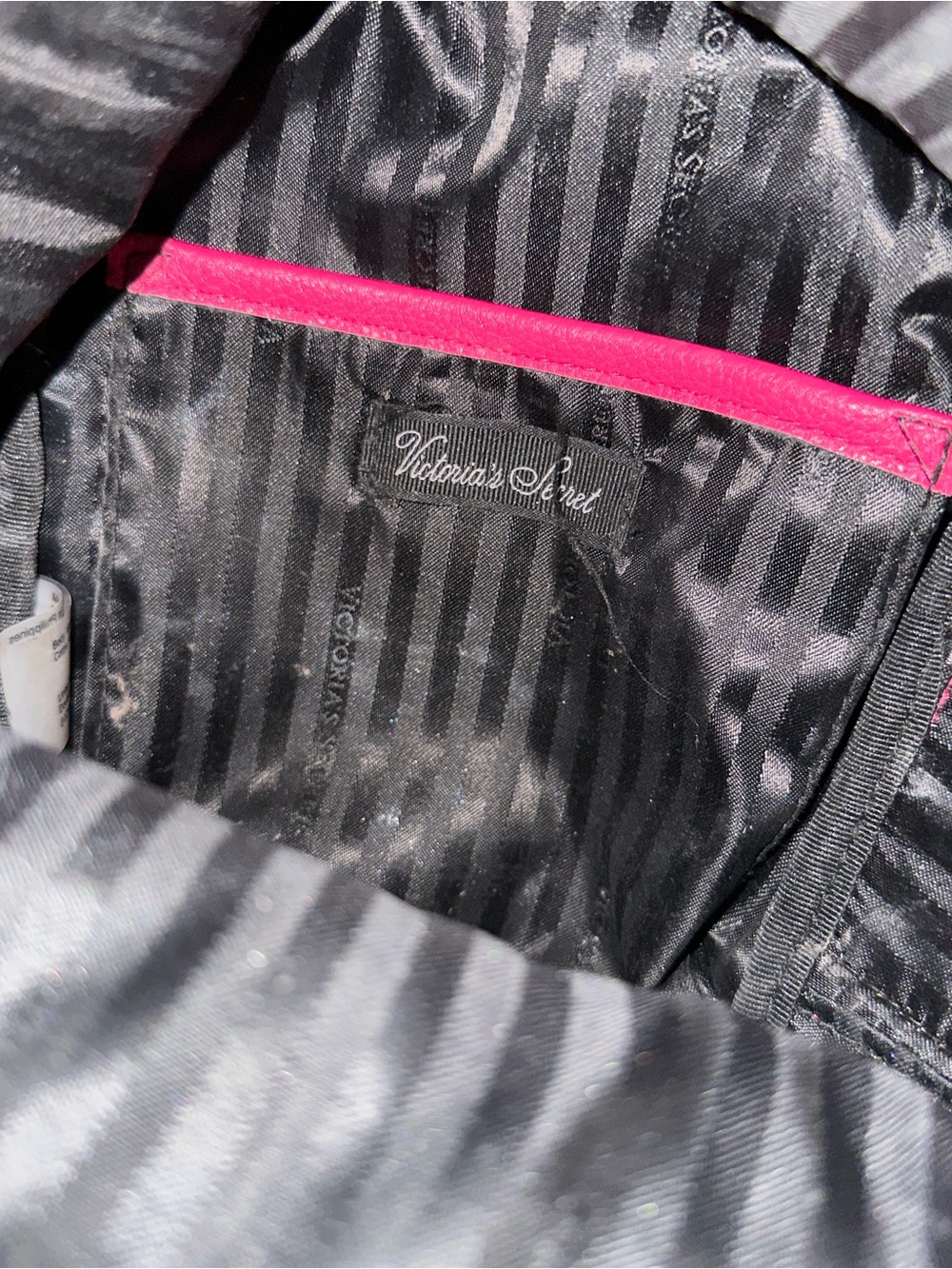 Women’s Victoria's Secret Gem Hot Pink Quilted Mini Essential Stylish Backpack - Picture 6 of 9
